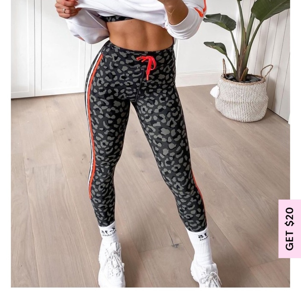Sarah’s Day x WFA Racer Camo Leggings